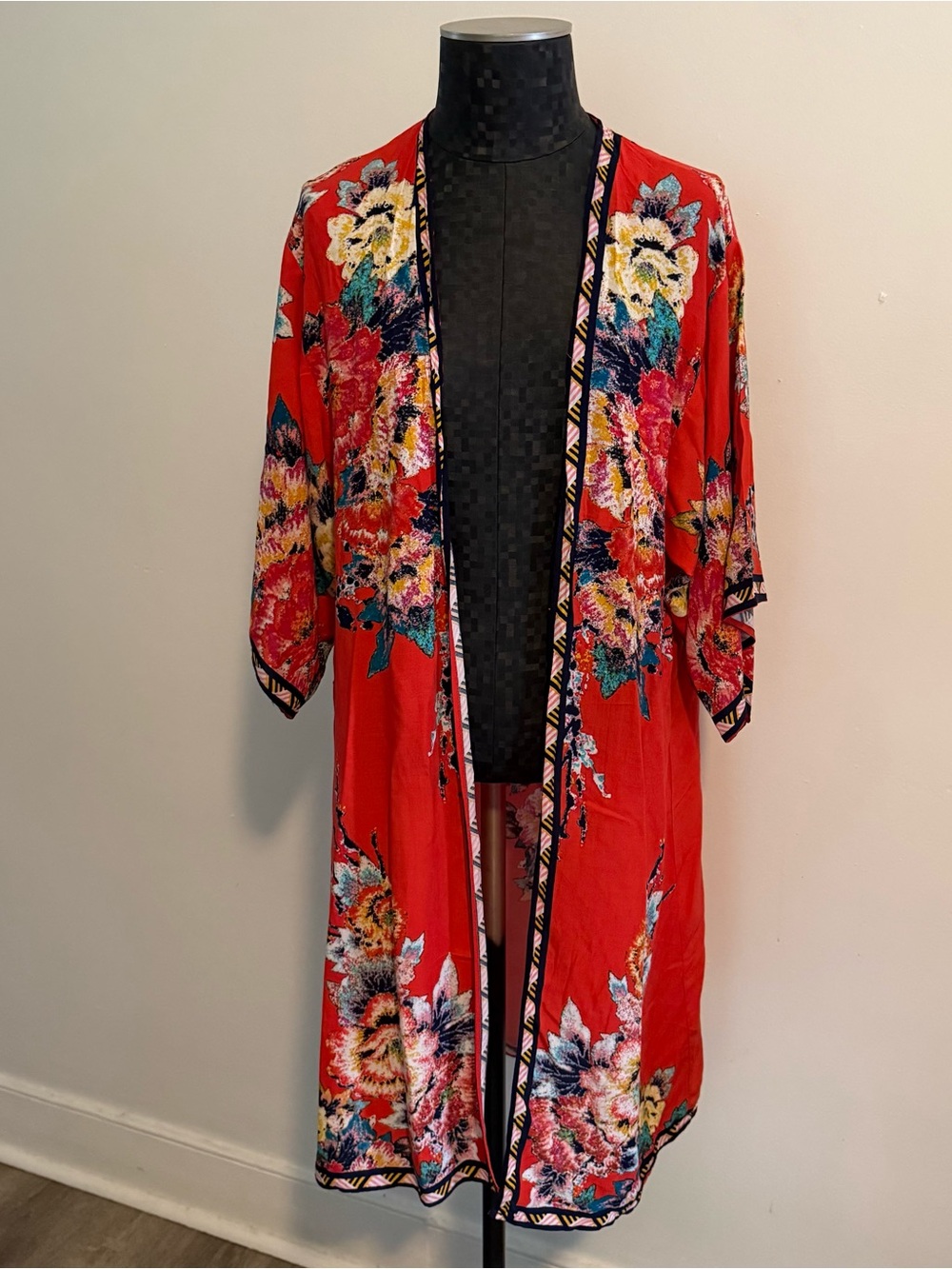 Flying Tomato Red Floral Kimono - Picture 2 of 10